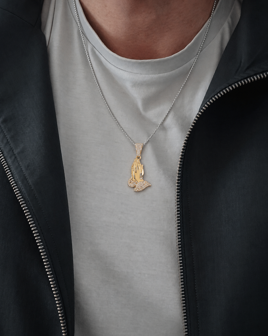 44.75mm Praying Hands Diamond Pendant Necklace - 0.9 CTW