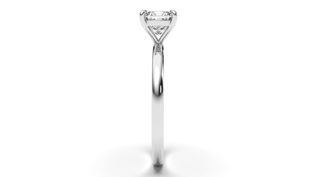 0.95 CTW Round Diamond Solitaire Engagement Ring