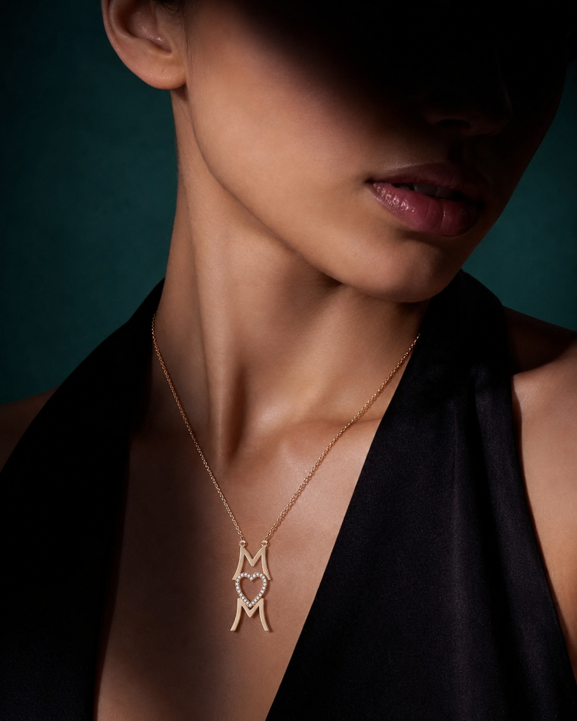 0.15 CTW MOM Heart Diamond Pendant Necklace